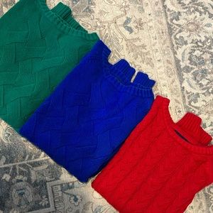 EUC Land’s End Cableknit Drifter Sweaters size small (set of 3)